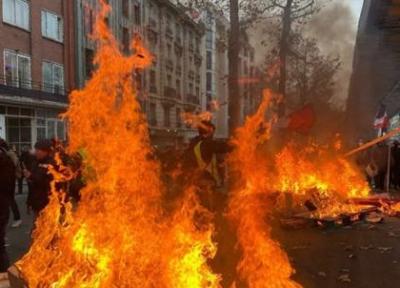 تور فرانسه: پاریس در دود و آتش